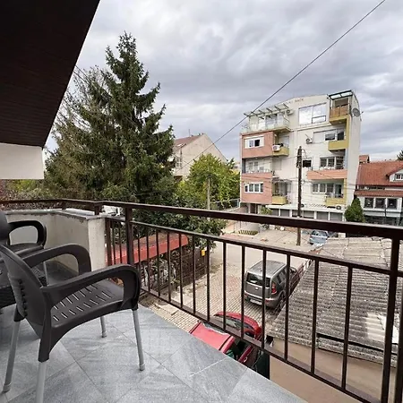 Mixed - 4 Beds * Skopje