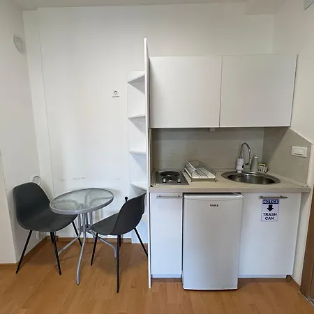 Mixed - 4 Beds Skopje