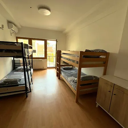Mixed - 4 Beds * Skopje